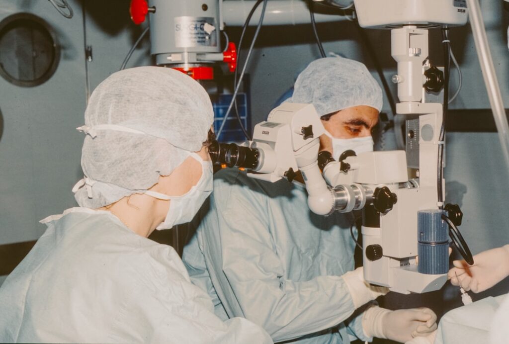 How Much Does Laser Cataract Surgery Cost with Medicare?