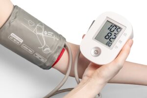 how to lower blood pressure naturally