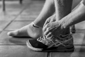 how to treat a sprained ankle