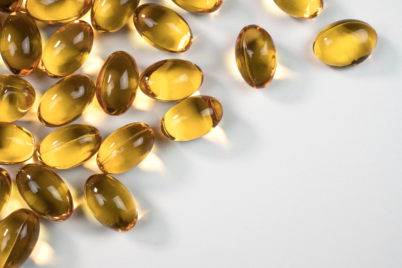 Melatonin for Sleep: Dosing, Timing, and Limitations 3 gel capsules, capsules, medicine, pharmaceutical, pills, health, treatment, cure, healthcare, medical, vitamins, supplements