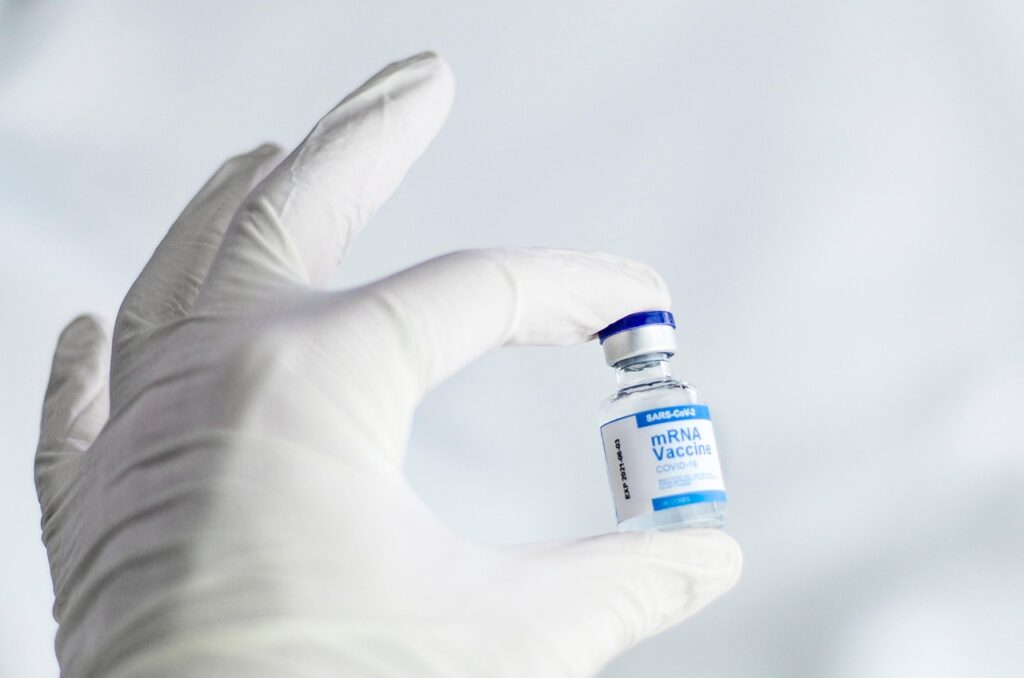 Pneumonia Vaccines for Seniors: PCV15, PCV20, PCV21, and PPSV23 Explained