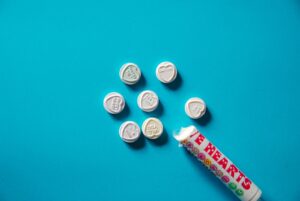 tylenol vs ibuprofen for sore throat