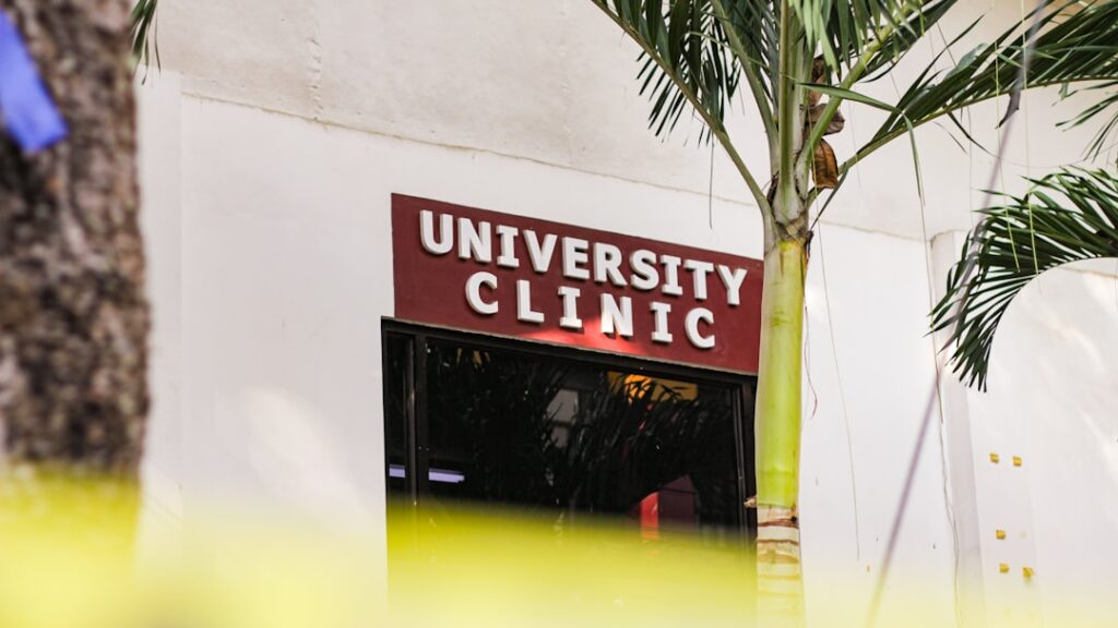 Urgent Care vs Emergency Room: How to Choose and Save Thousands