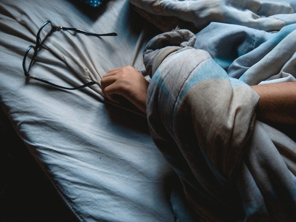When to Worry About Night Sweats: Causes and Red Flags