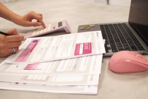 why higher deductible lower premiums