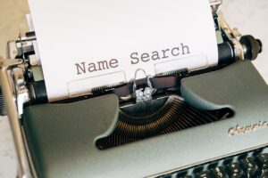 generic name vs brand name
