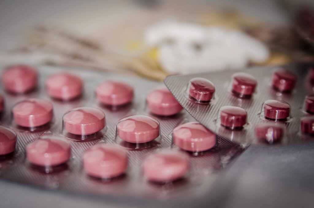 GoodRx vs SingleCare: Which Saves More? (2026)
