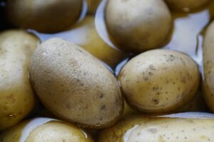 how to lower potassium naturally